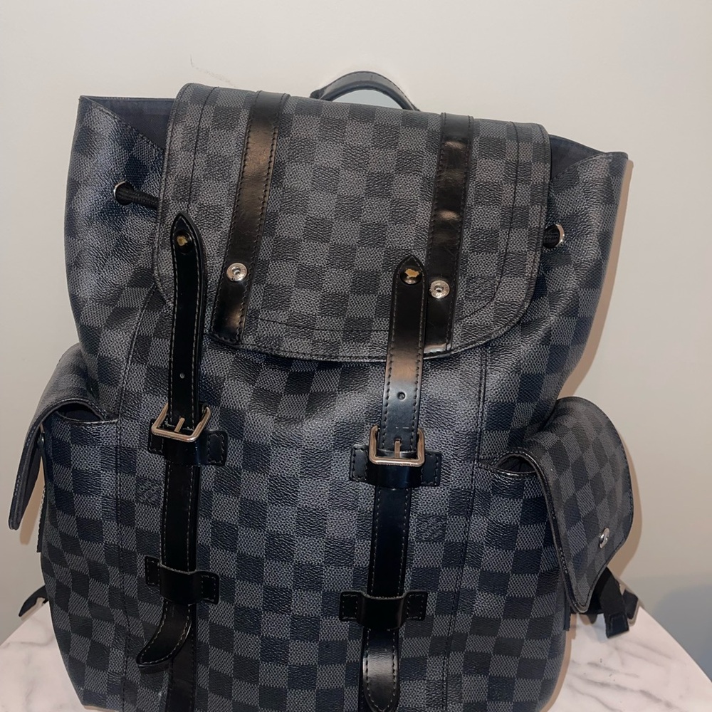 LOUIS VUITTON Damier Graphite Christopher PM
Backpack N40005